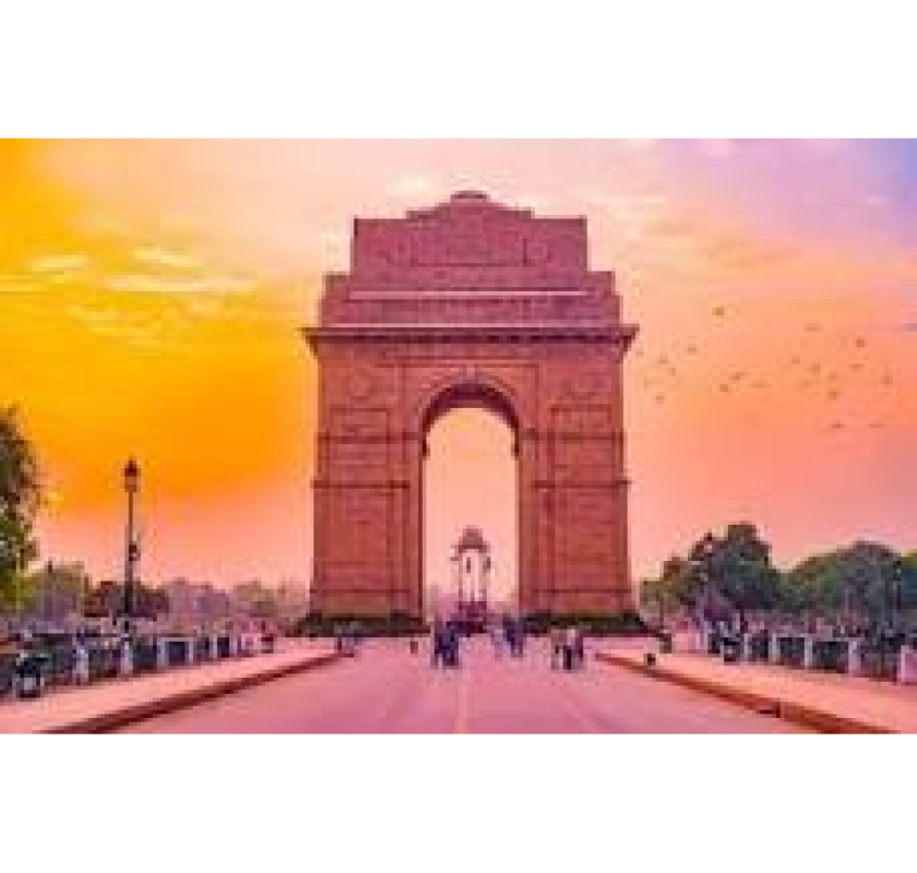 Best tourist places in india. India Gate Delhi.