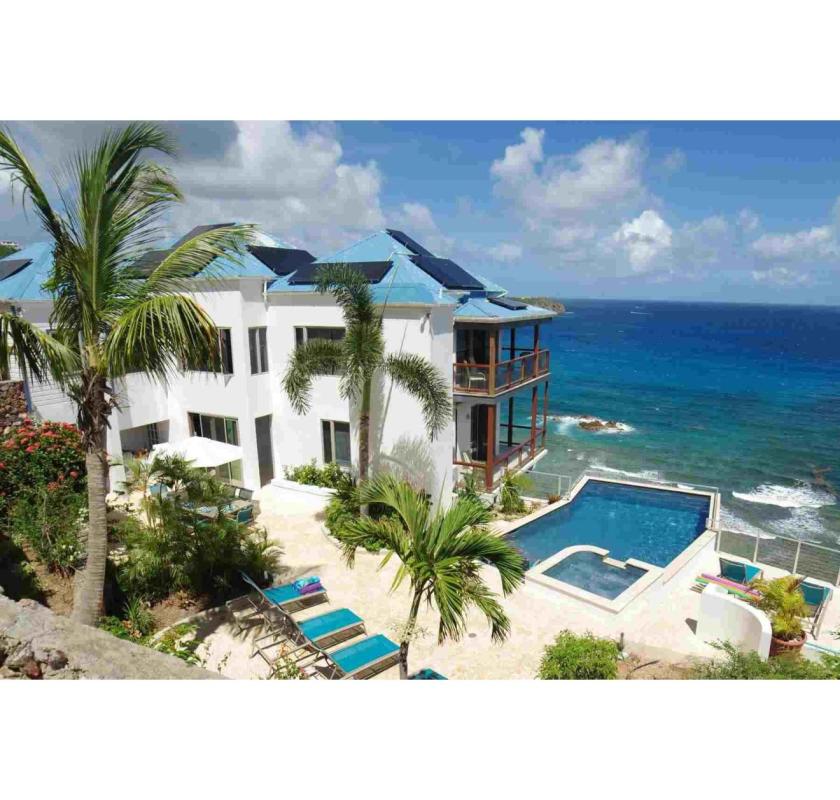 Best St. John Places to Stay – Luxury Villas & Beachfront Rentals