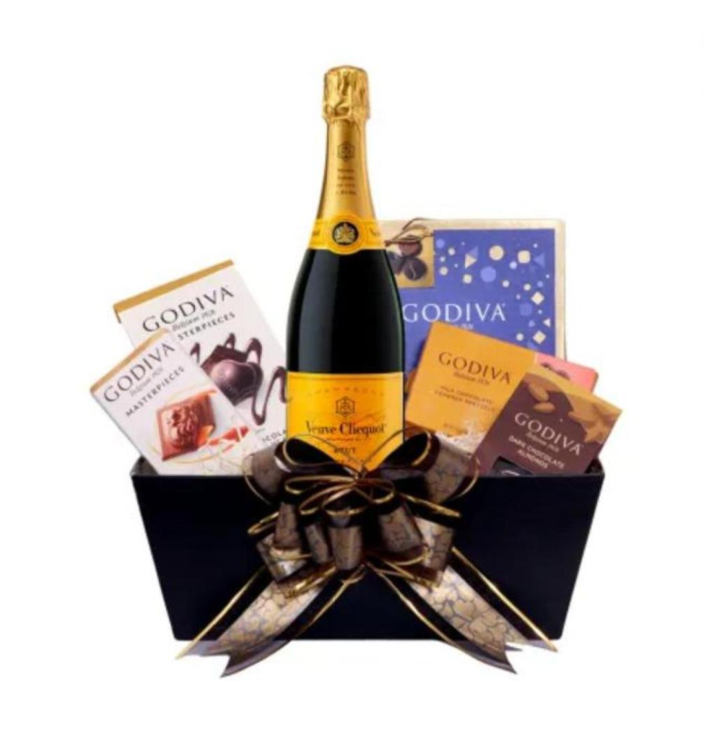 Order and Enjoy Wine Gift Delivery in Los Angeles