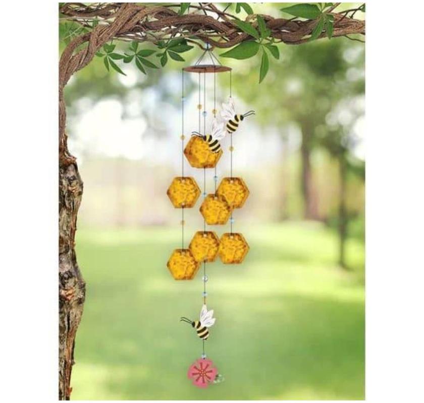 Charming Bumble Bee Yard Decor for Your Outdoor Space