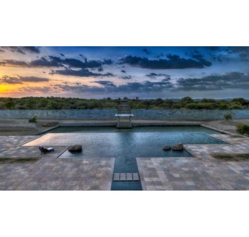 5 Star Hotels in Hampi | Book Your Stay at Evolve Back Kamalapura Palace