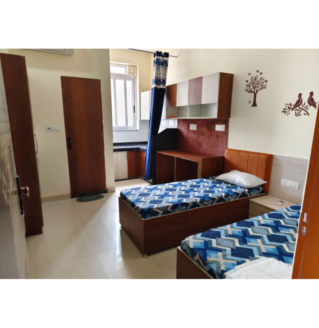 Is this PG near Jaipur University currently available?