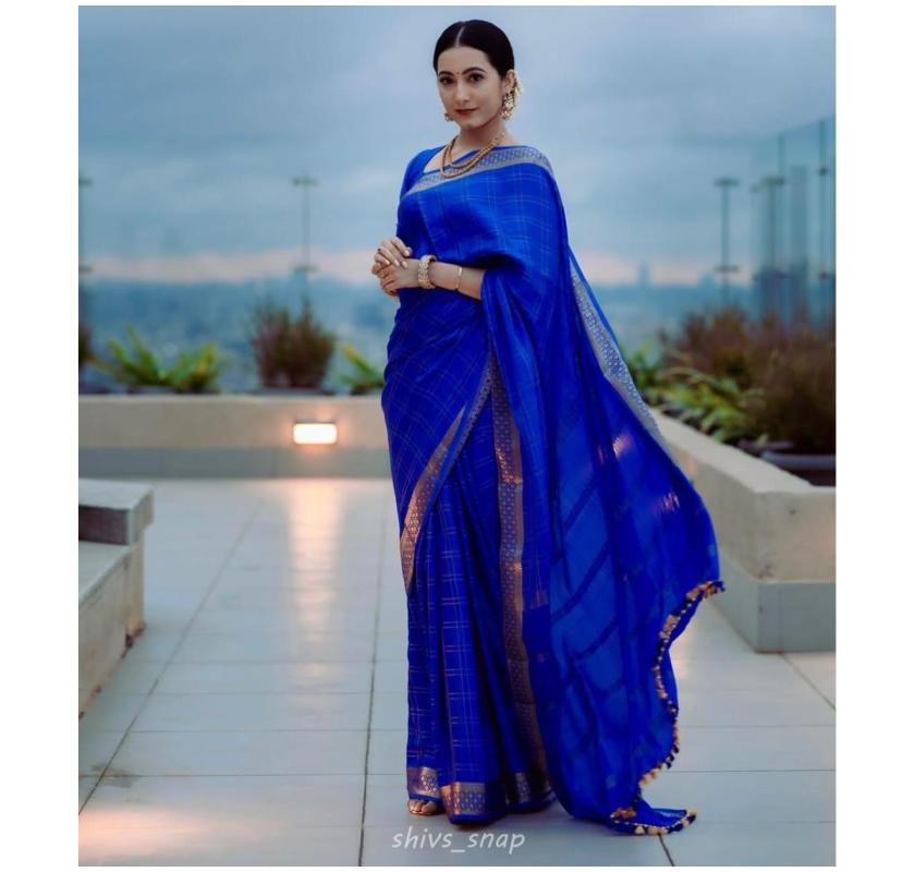 Traditional Mysore Silks Handwoven Sarees Made from Pure Texture with Royal Finish