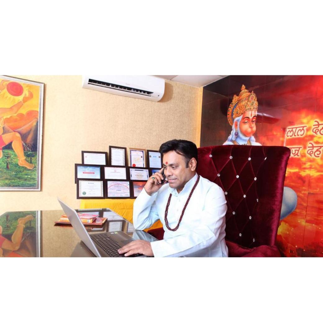 Book Astrology Consultation in Jaipur - 2/3