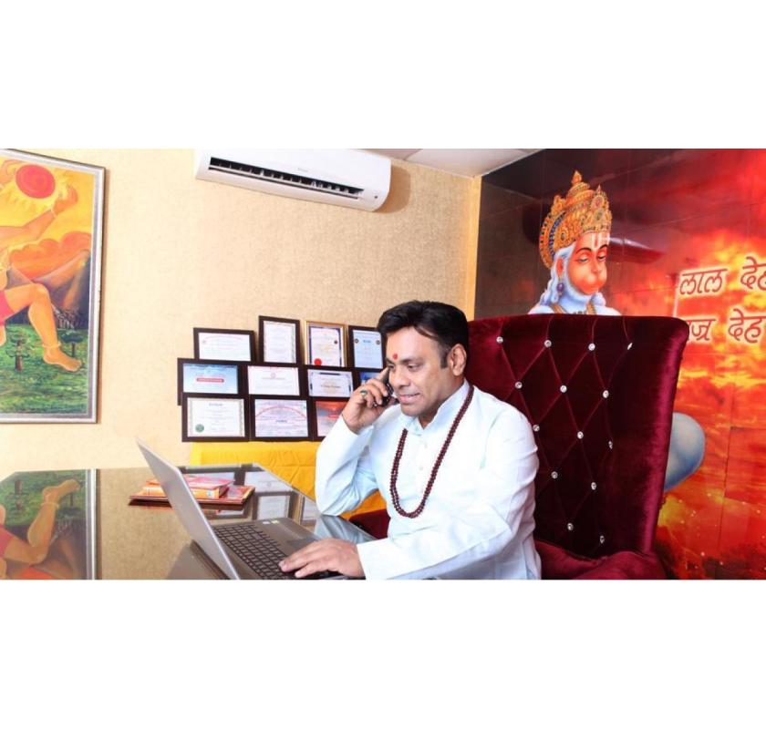 Professional Astrologer in Hyderabad for Life Guidance