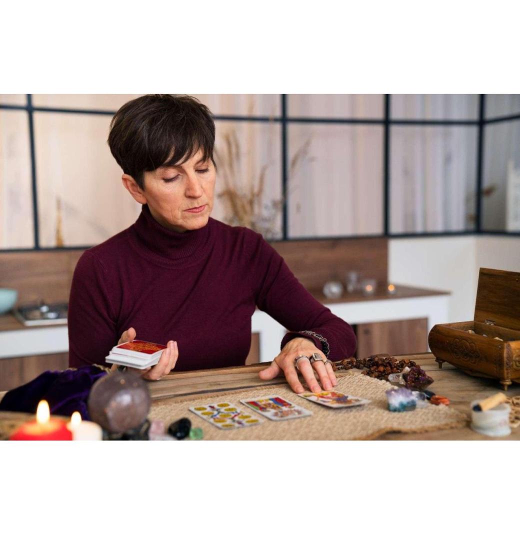 Why Thousands Trust IO Psychics for Online Psychic Readings - 2/3