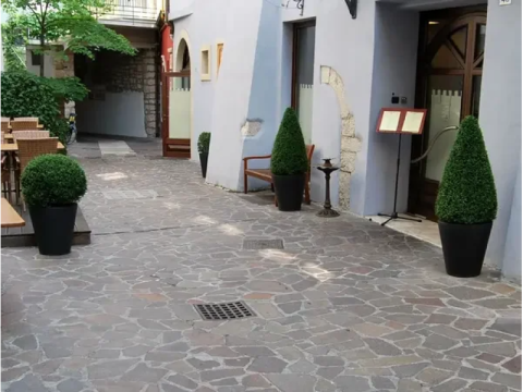 Buy Crazy Paving in Geelong Australia - Premium Quality