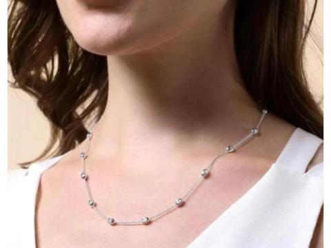 Ladies silver chain