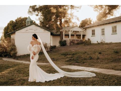 Charming Bridal Shop in Minneapolis - Flutter Bridal Co 