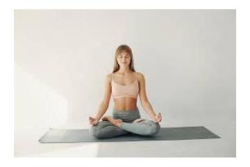 Why is Rishikesh famous for yoga, wellness, and adventure programs?