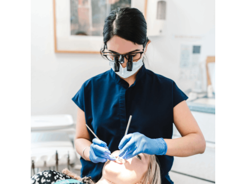 Dentists in Redditch