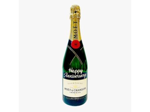 Personalized Champagne Bottles – Custom Gifts for Celebrations