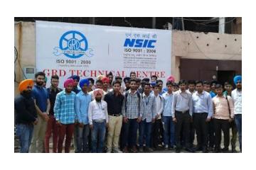Mobile Repair Training in Amritsar: A Practical Skill for Building a Career in the Digital Age