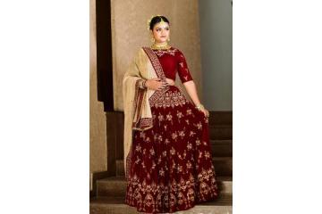 Lakmé Academy Powered By Aptech:-Professional Makeup Artist Course in Satellite Ahmedabad