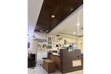 How Stitch-Free Laser Eye Surgery Ensures Safe and Clear Vision