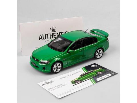 Elite Die Cast Models and Classic Carlectables 1/18 for Passionate Collectors