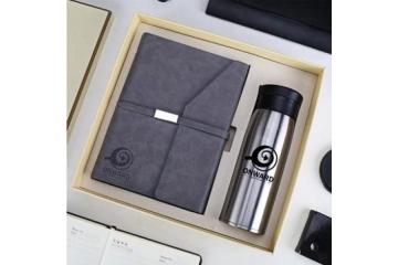 PapaChina Offers Custom Fanny Packs Bulk Deals