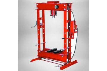 Trusted Hydraulic Press Manufacturers for Industries