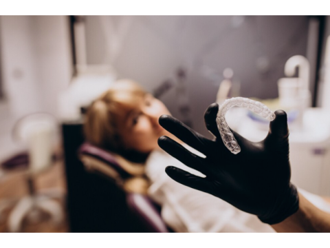 Expert Dentist for a Toothache Treatment - 2/2