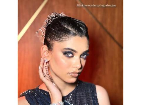 Lakmé Academy Powered By Aptech – Professional Makeup Training in Lajpat Nagar