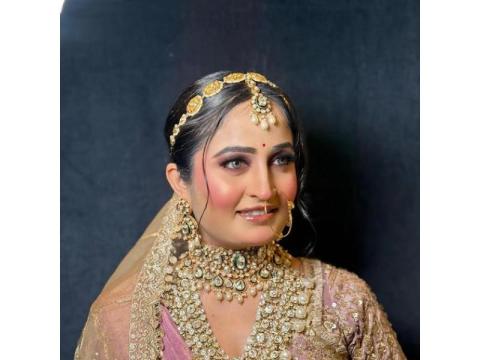 Lakmé Academy, Saket – Master Bridal Makeup with Professional Training