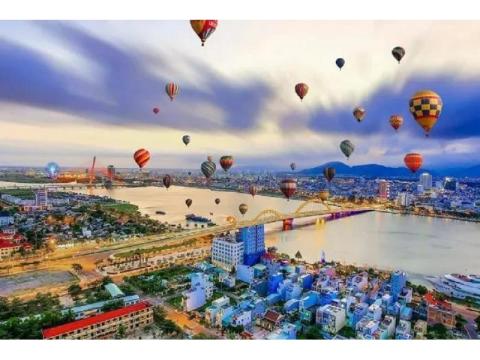 Vietnam Dream Route: Phu Quoc Beaches, Golden Bridge & Halong Bay in 10 Days