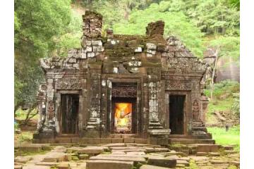 Impressive Tour Luang Prabang – Vang Vieng – Vientiane 7Days/6Nights