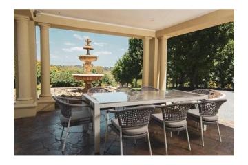 Elegant Outdoor Furniture In Melbourne For Every Home