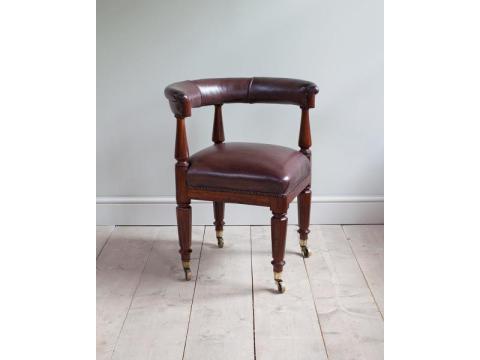 Edwardian antique furniture dating from c.1901 - c. 1910 : Thakeham Furniture, Horsham, Sussex, UK