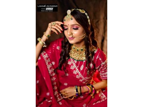 Lakmé Academy Powered By Aptech:-Cosmetology Course in Satellite Ahmedabad
