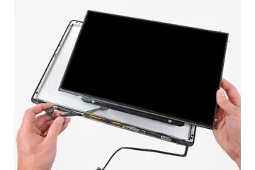 MacBook Pro Screen Replacement by Techman – Fast & Reliable Service