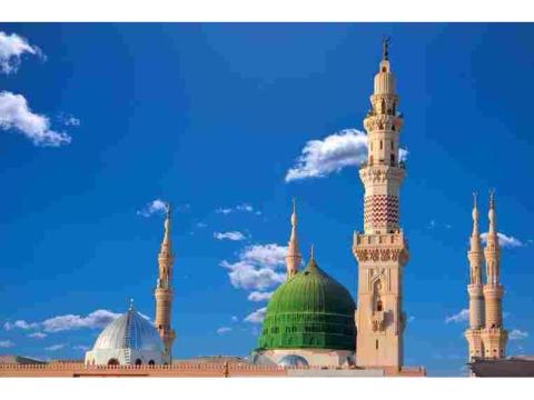 Summer Umrah Package: Comfortable Travel with Complete Support - 2/2
