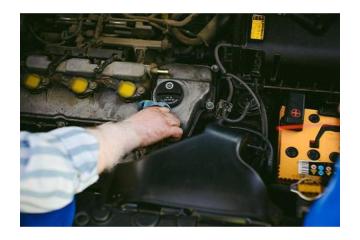 Upgrade Your Drive with Hybrid Car Replacement Battery