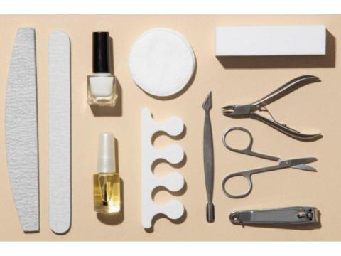 Get Salon-Perfect Nails at Home with the Best Mani Pedi Kit in India