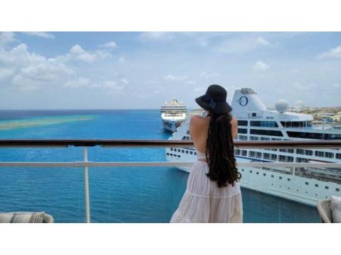 Travel App to Meet People on Cruises | Connect Before You Set Sail