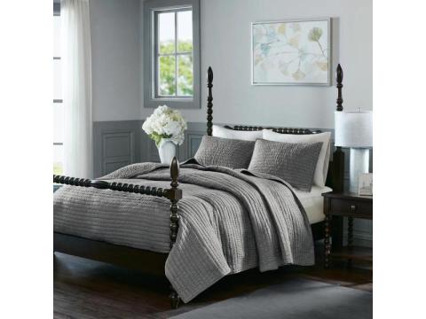 Stay Puffed Overfilled Down Alternative Comforter