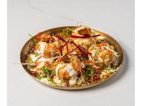 Authentic Indian Dining Experience at Chopras Indian Restaurant
